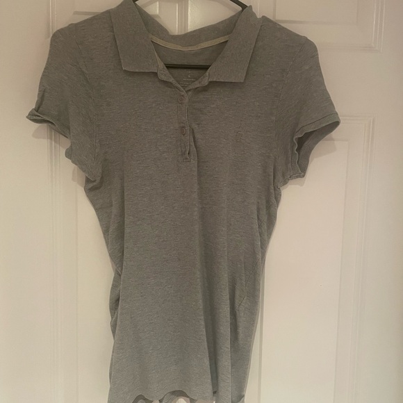 Women's polo shirt. Size Medium. - Picture 6 of 6